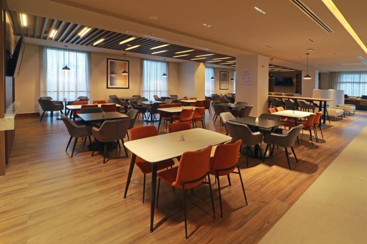 Holiday Inn Express - Monterrey - Fundidora By Ihg Eksteriør billede